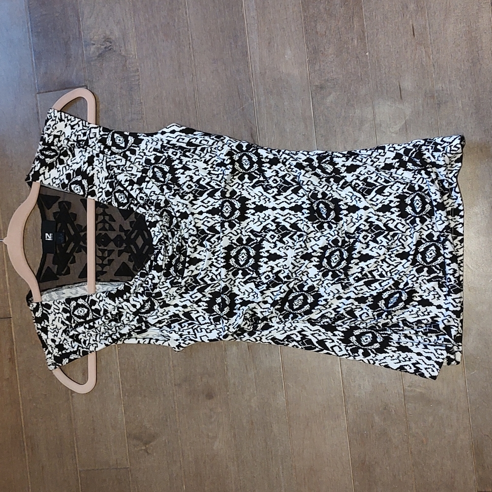 Dressy Sleeveless Top Size Small
